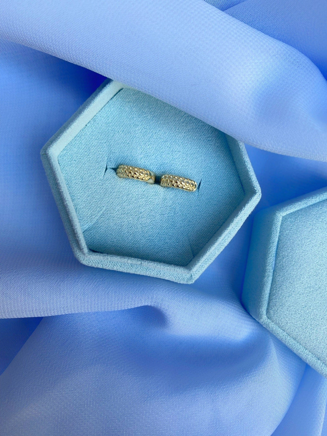 Andcopenhagen Guldøreringe Gold-plated Chunky Dottie hoops - 18 karat guldbelagt - Andcopenhagen