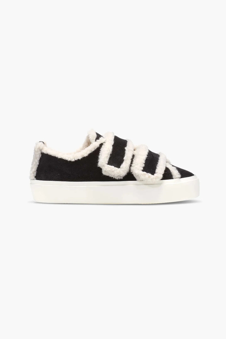 Shearling Low Velcro i sort fra Inuikii fra siden