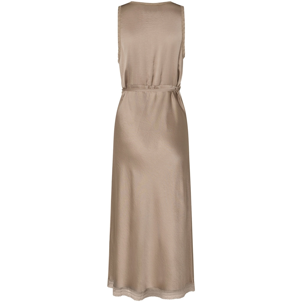 Lollys Laundry - Kjole - Beige - Clarill Midi
