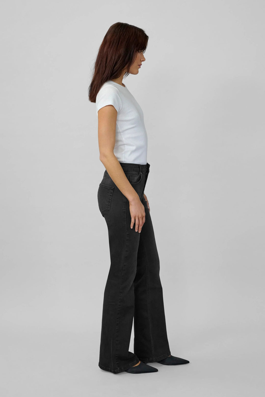 My Essential Wardrobe - Jeans - Black Wash - 06 The Dekota Bootcut - Stilkompagniet.dk