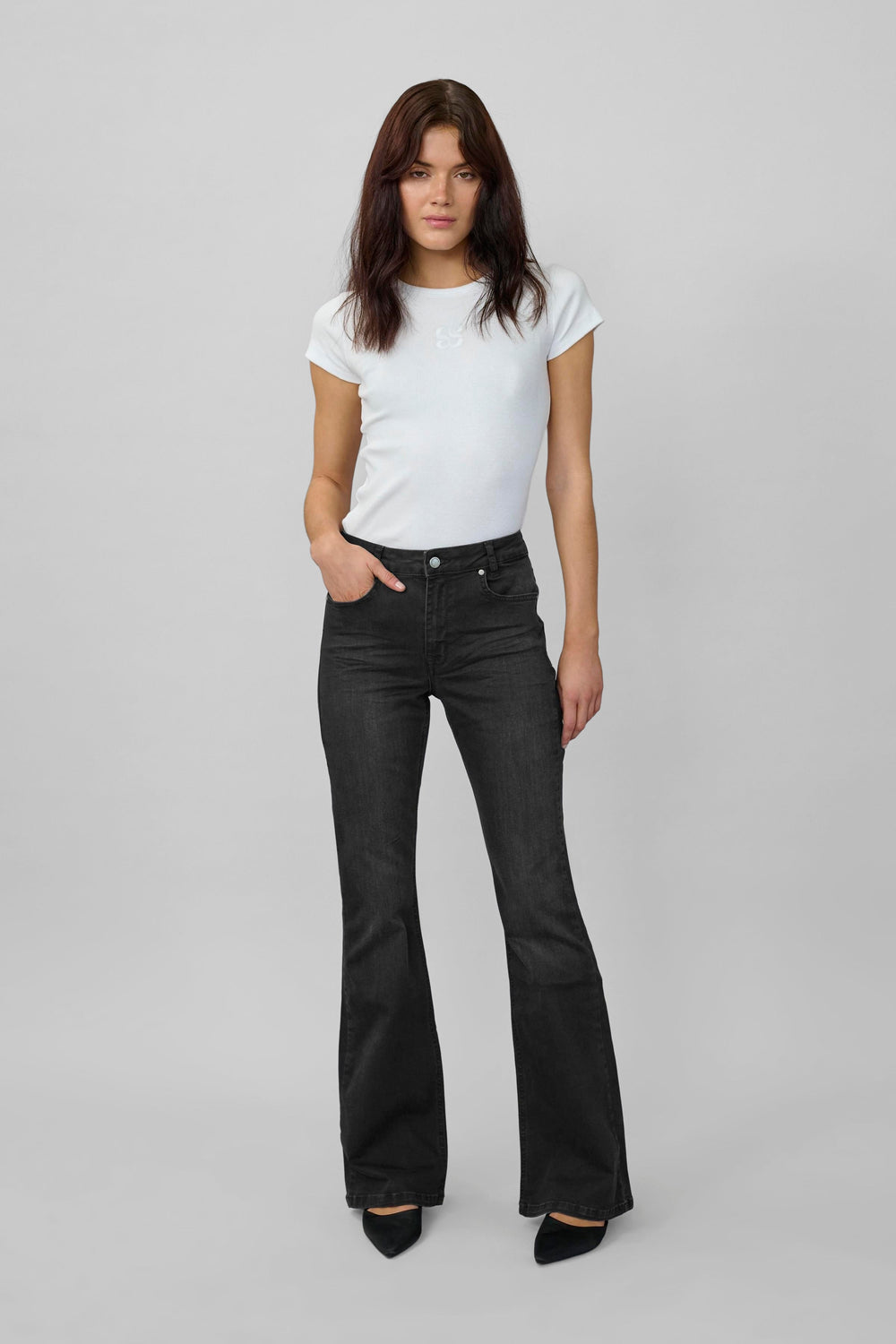 My Essential Wardrobe - Jeans - Black Wash - 06 The Dekota Bootcut - Stilkompagniet.dk