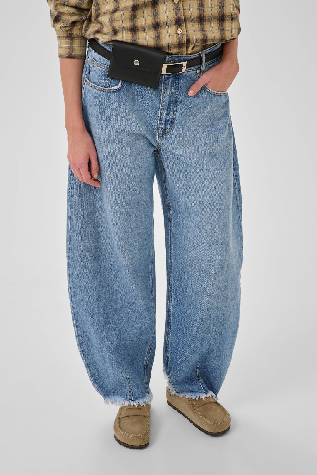 My Essential Wardrobe - Jeans - Lucy Balloon