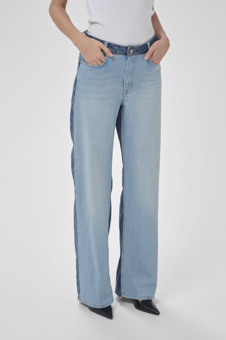 My Essential Wardrobe - Jeans - Louis 139 High Mix Wide sss