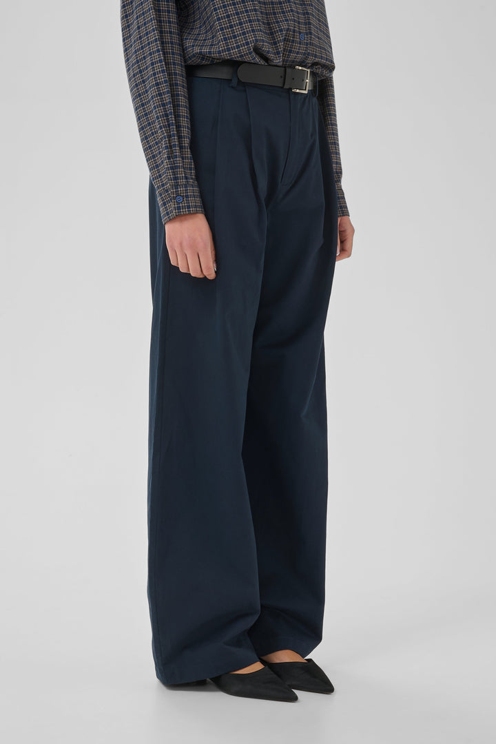 My Essential Wardrobe - Bukser - Dark Sapphire Blue - Gisva