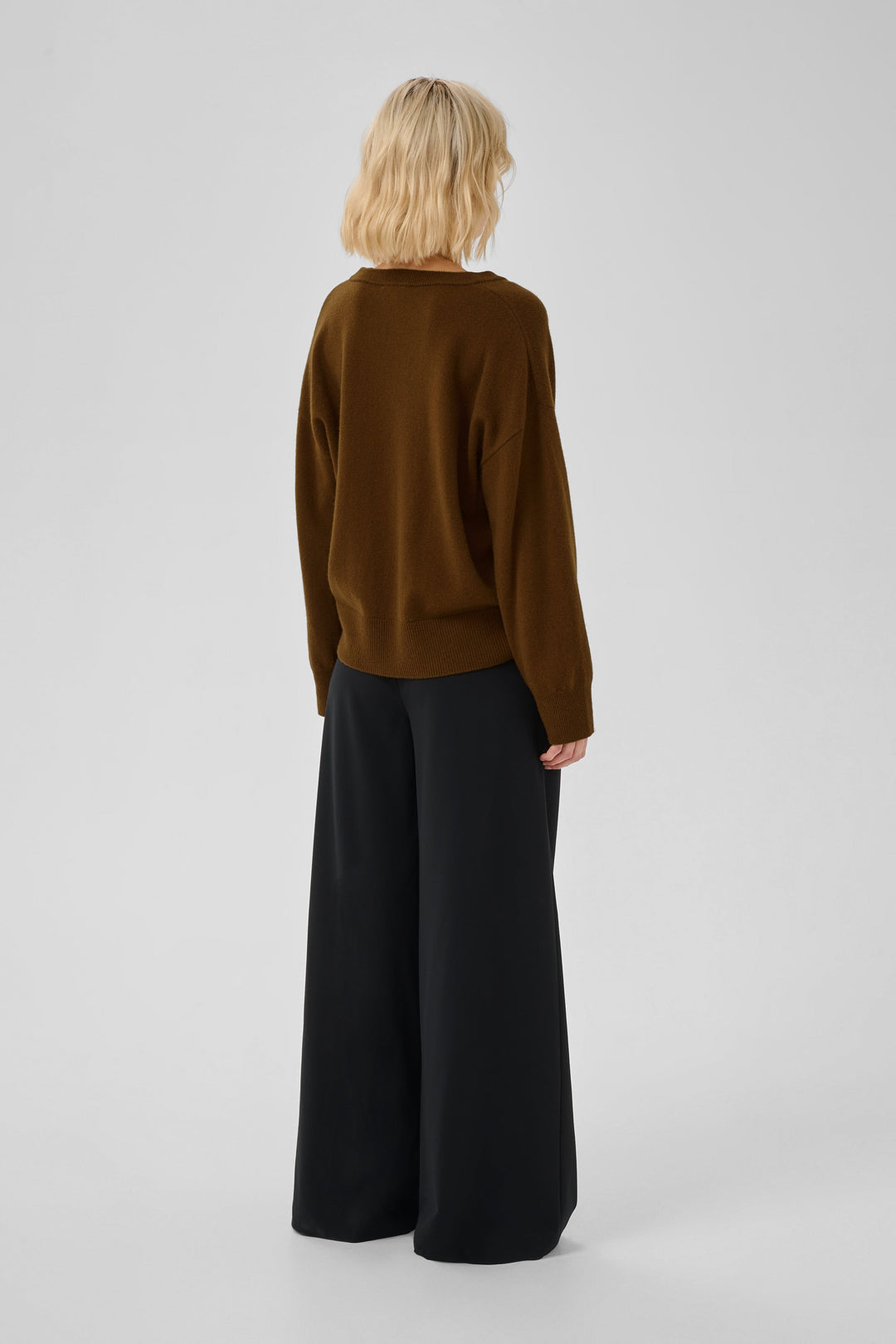 My Essential Wardrobe - Pullover - Bison - Jola