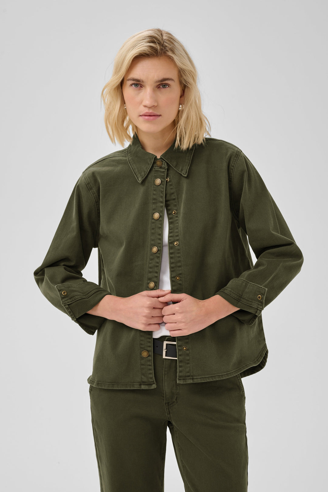 My Essential Wardrobe - Skjorte -  Olive Night - Linn Sofia 149