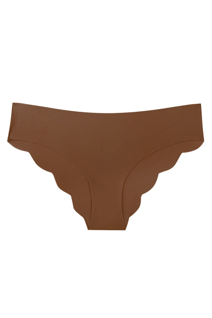 Brun trusse med bølget kant, præsenteret i enkel og minimalistisk stil.