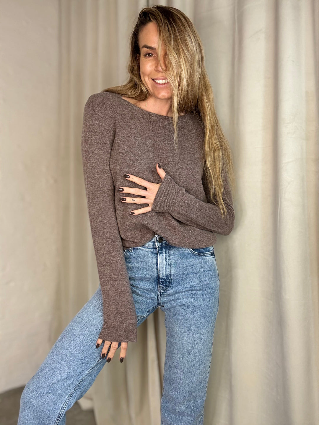 Andcopenhagen - Classic Cashmere - 80% cashmere strik - Dark coffee - Stilkompagniet.dk