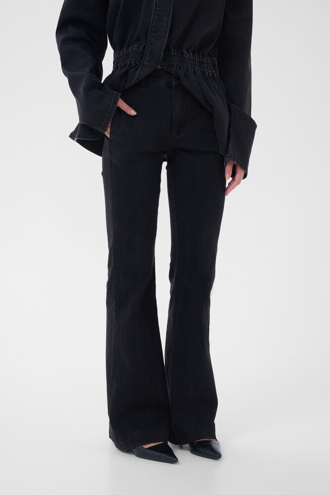 My Essential Wardrobe - Bootcut Jeans - Sort - Ayo