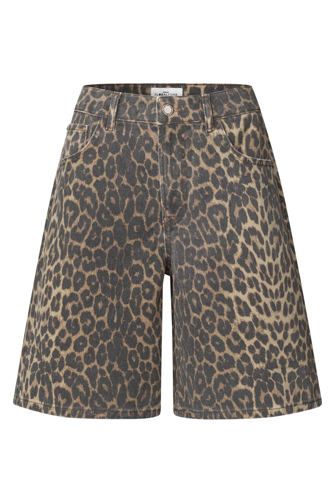 Leopardmønstrede shorts med knaplukning og lommer, fra Global Funk.