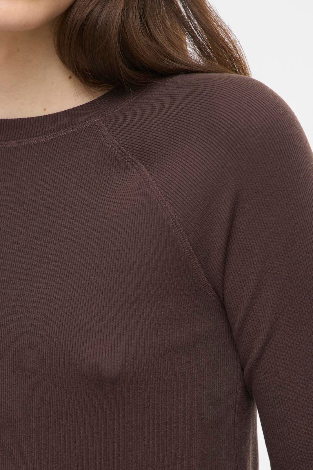 Rouge Edit - T-shirt - Seal Brown - Rouhelena Mae