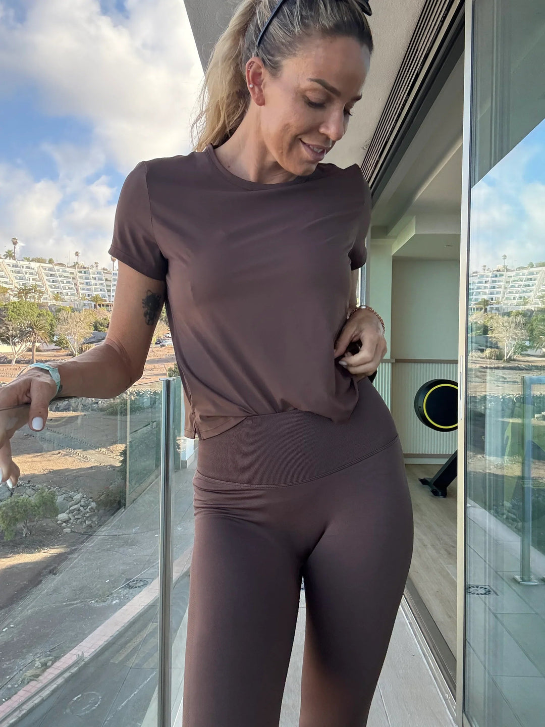 Sassy Copenhagen - Bobo Show push up leggings - Brown - Fitness shape wear - Stilkompagniet.dk