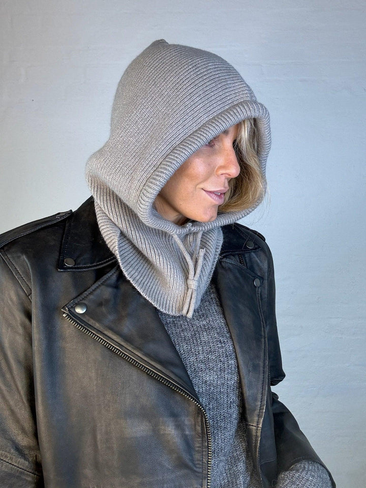 Sassy Copenhagen - Balaclava - Hue - Grey - Mitzy (PREORDER) - Stilkompagniet.dk