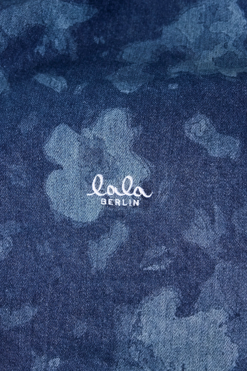 Lala Berlin - Tote Bag - Hazy Bloom Blue - Bag Biarritz sss