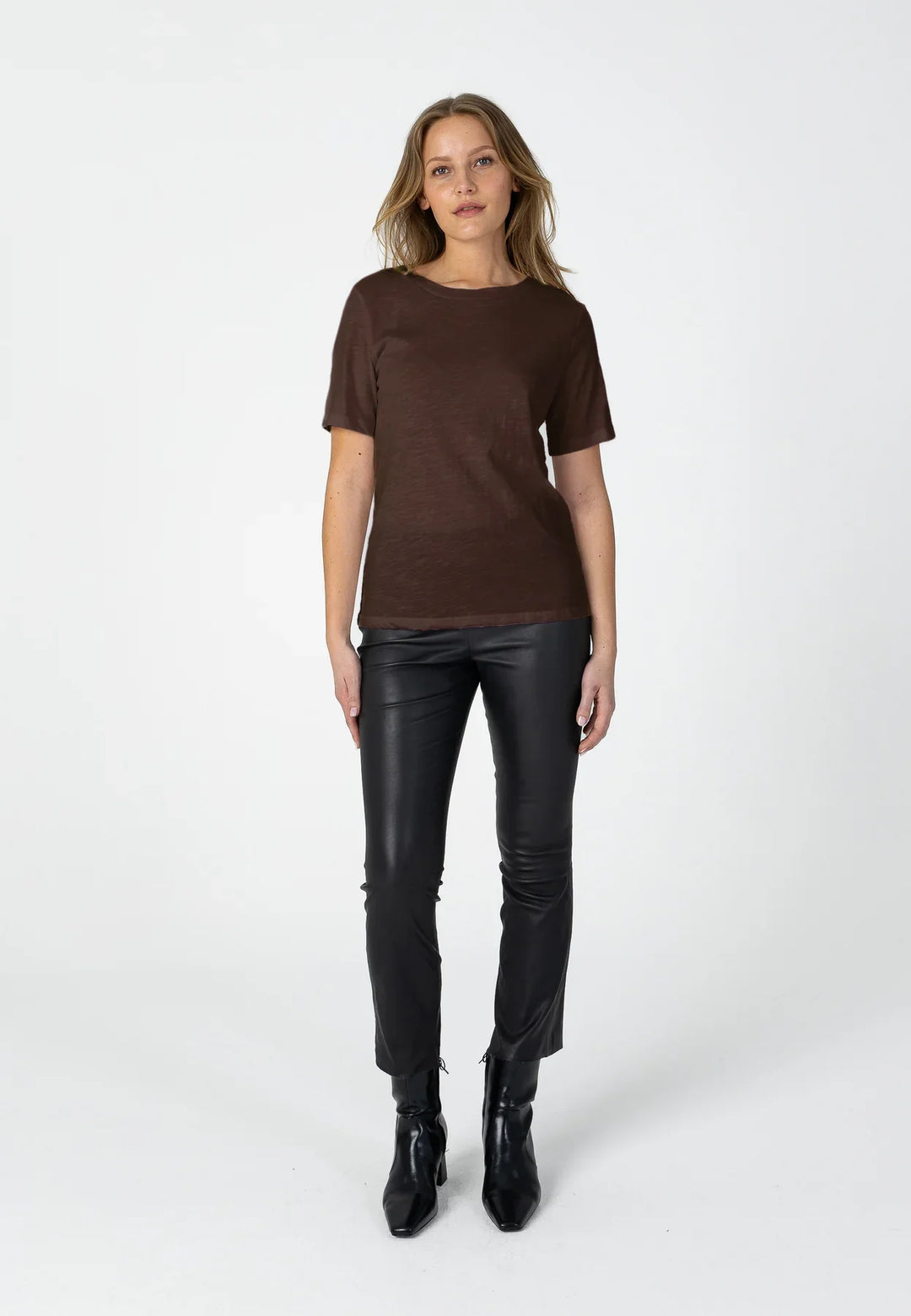 CC Heart - T-shirt - Chocolate Nut - Basic regular