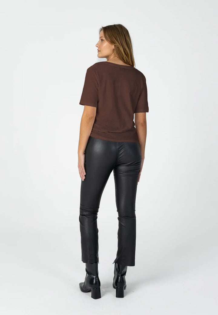 CC Heart - T-shirt - Chocolate Nut - Basic regular