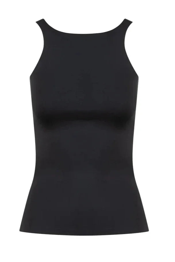 Sort, ærmeløs tanktop med høj halsudskæring og tætsiddende pasform.