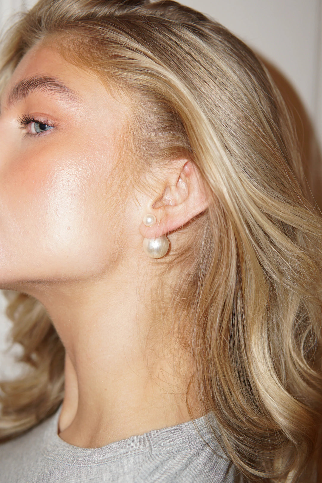 Andcopenhagen - Sophie double pearl Øreringe - 18 karat guldbelagt sterlingsølv - Stilkompagniet.dk