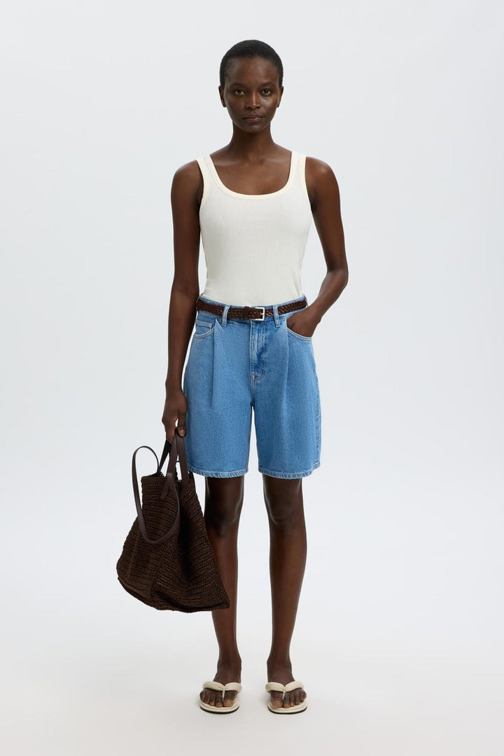 Selected Femme - Shorts - Light blue denim - Slfwide Merle