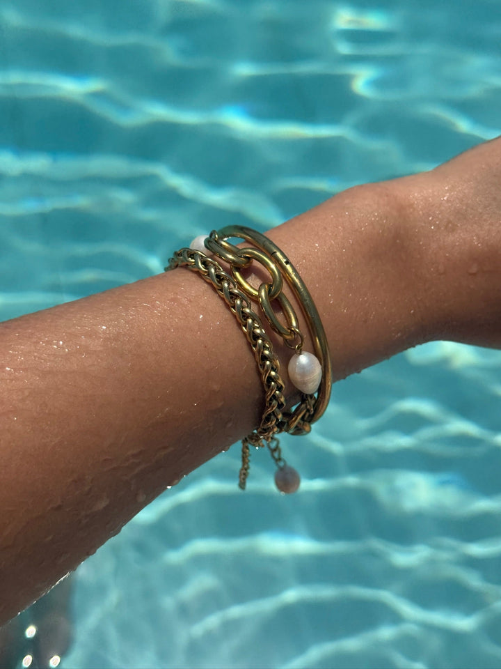 Nine - Pearl Chain Bracelet