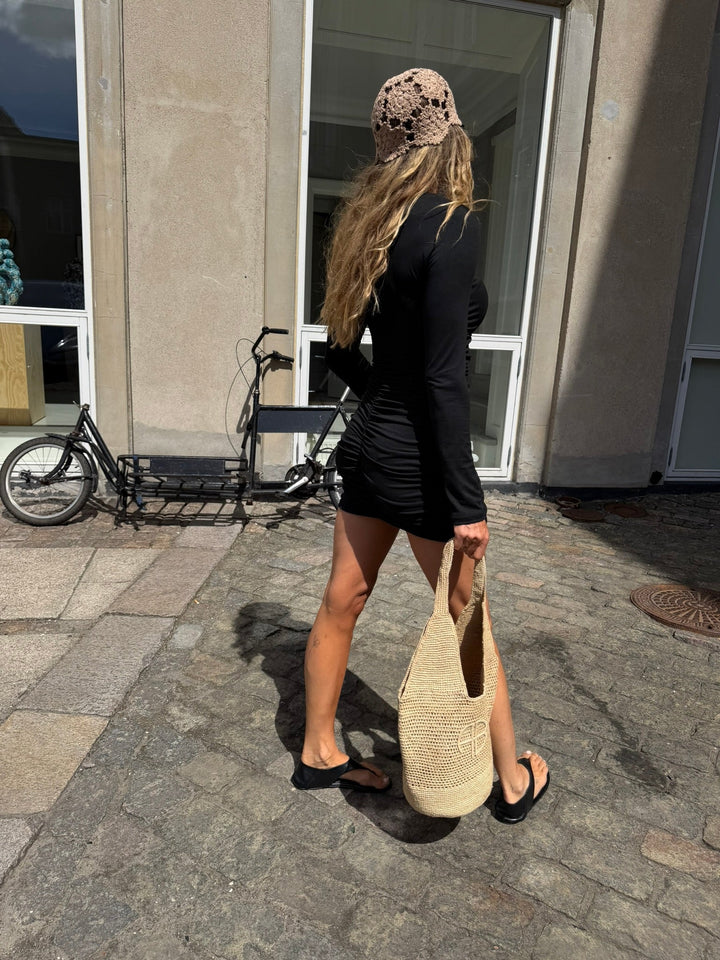 Sassy Copenhagen - Kjole - Sort - Zarina