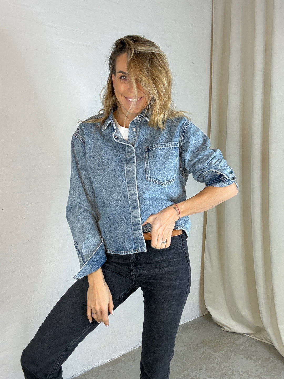 My Essential Wardrobe - Jeans - Black Retro Wash - 07 The Isa 139