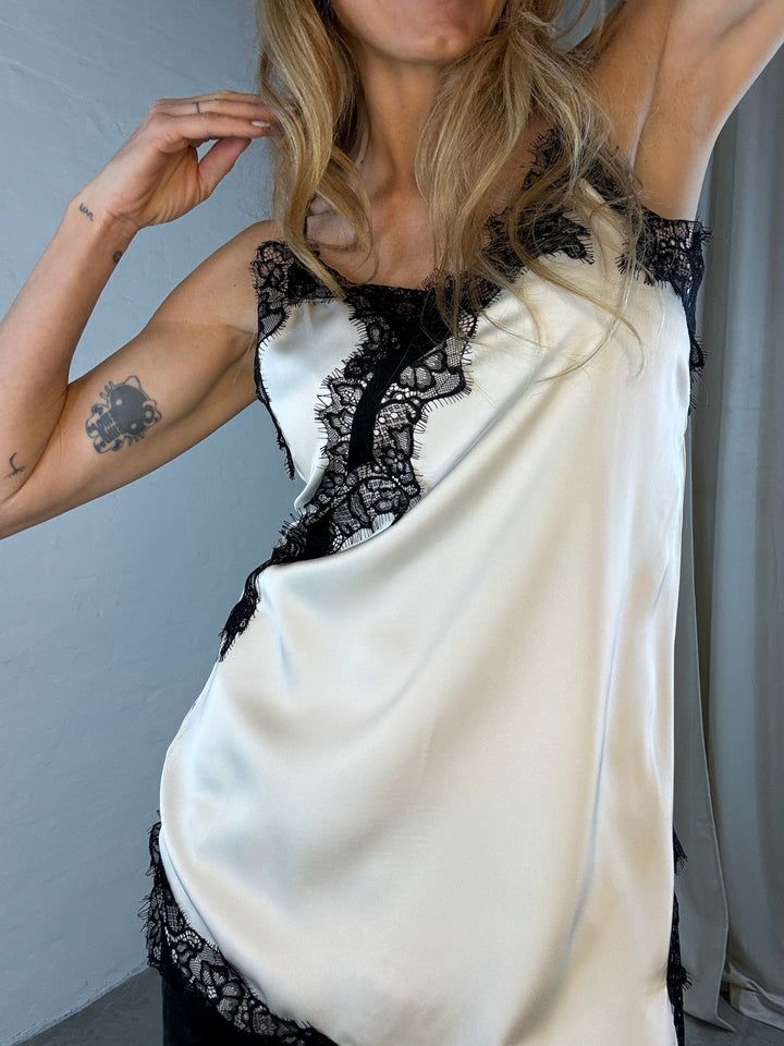 Sassy Copenhagen - Satin blonde top - Hvid - Helena