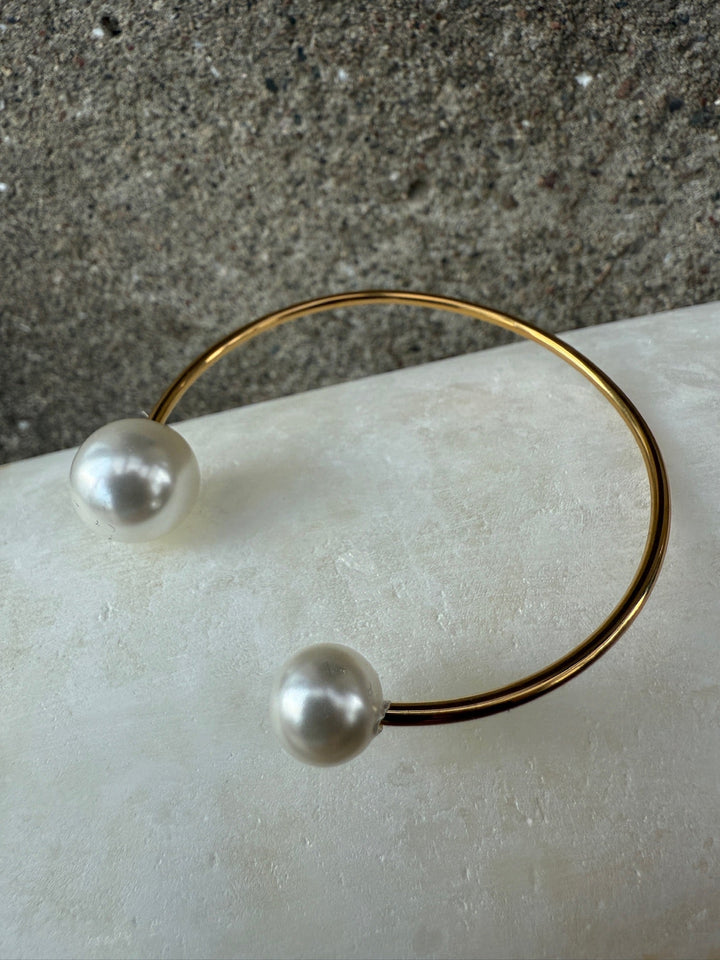 Andcopenhagen - Armbånd - 18 karat guldbelagt stainless steel - Bangle pearl