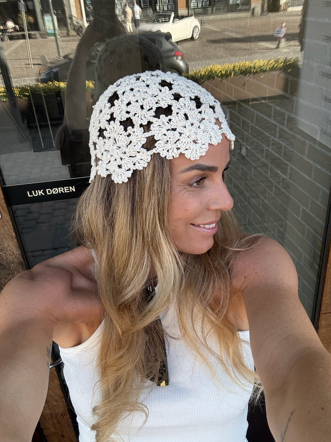 Sassy Copenhagen - Hæklet beanie - Creme - Betty