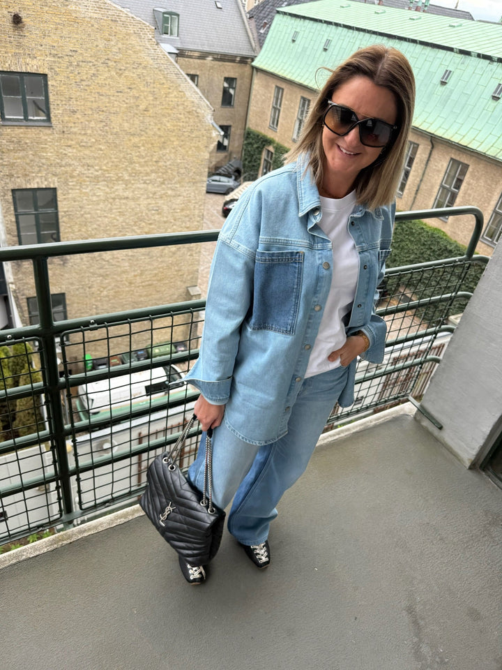 My Essential Wardrobe - Denimskjorte - Light Blue - Mazie Boxy Mix