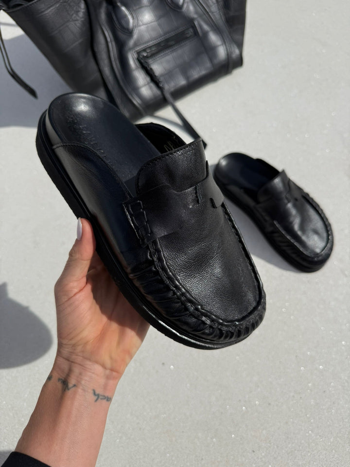 Pavement - Loafer - Black - Paeja