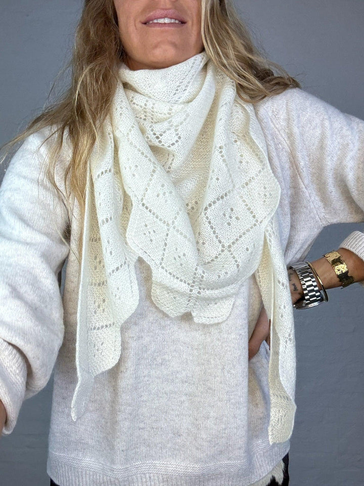 Andcopenhagen - Cashmeretøklæde - Triangle trinity stor 100% Cashmere - White - Stilkompagniet.dk