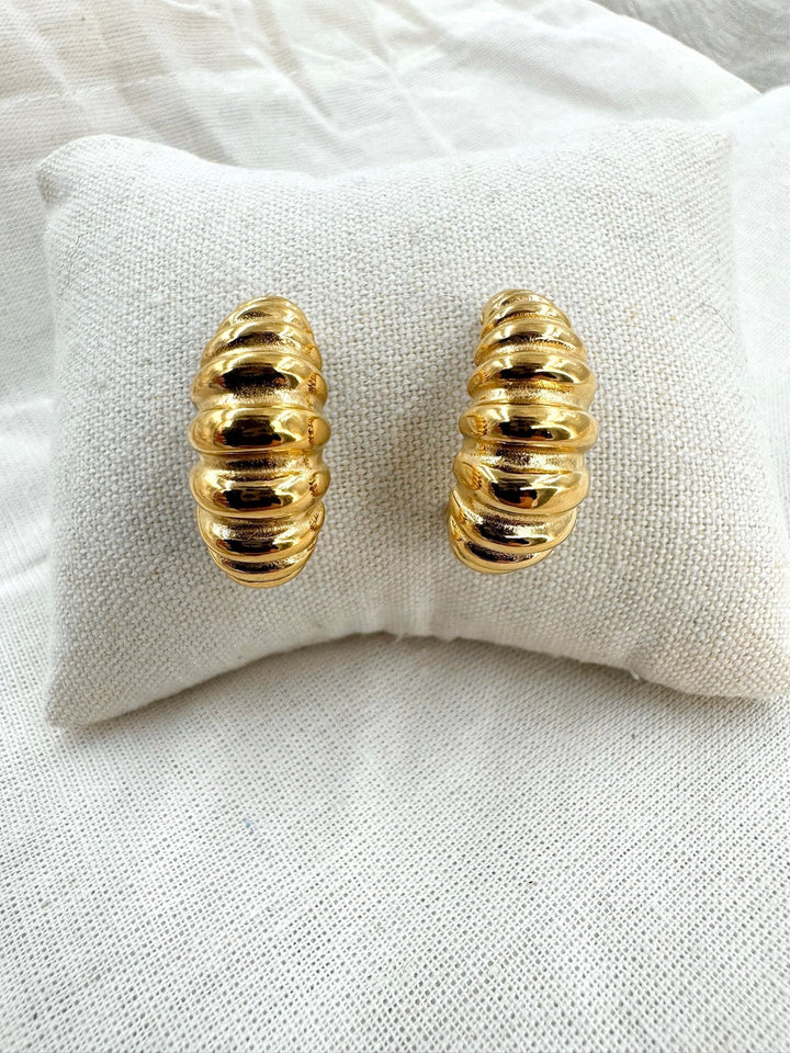 Nine - Curly Earrings - Stilkompagniet.dk