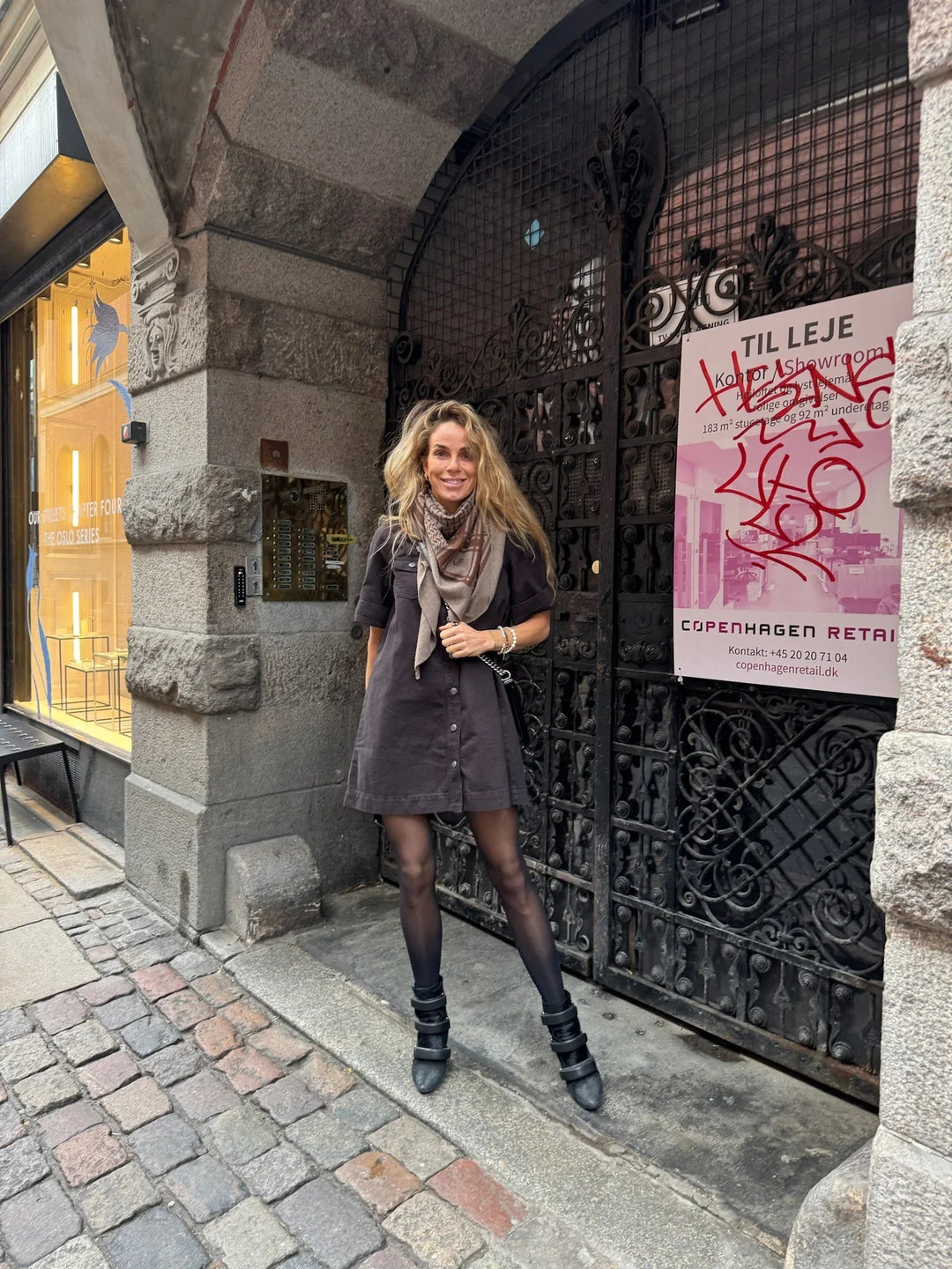 Global Funk - Denim kjole - Espresso Delicio - Mira-G - Stilkompagniet.dk