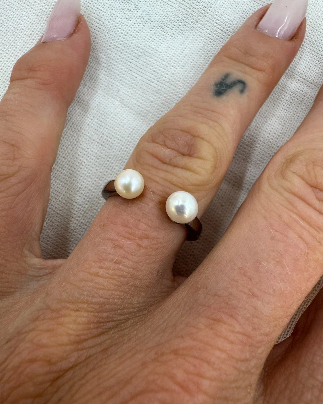 Nine - Ada Ring