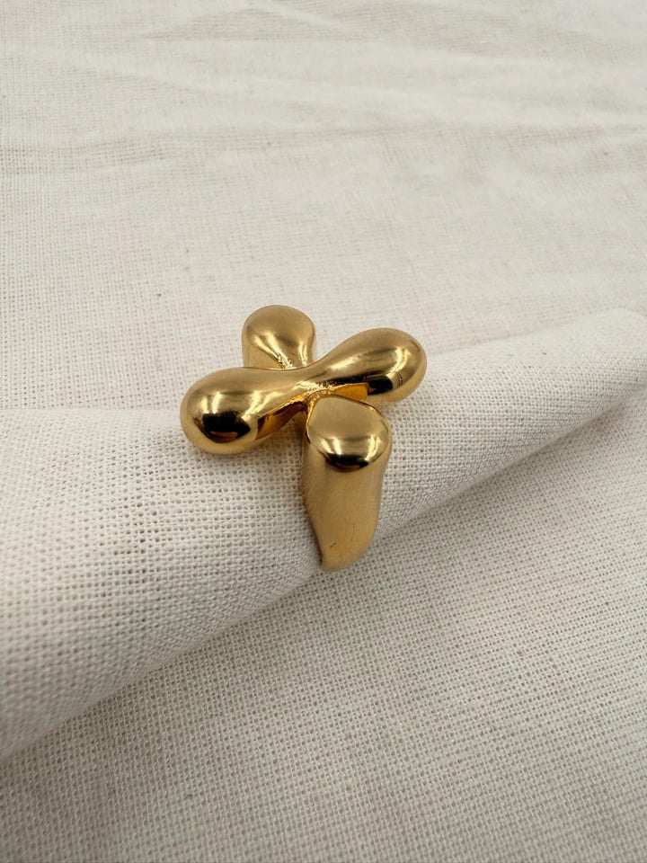 Nine - Flower Crosses Ring - Stilkompagniet.dk