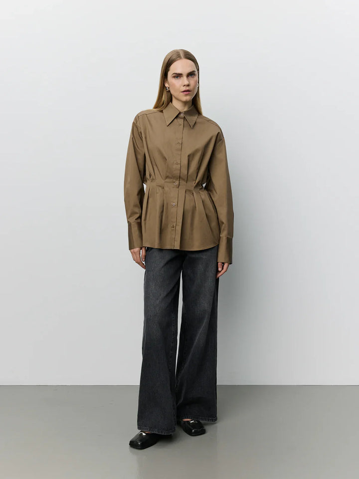 Sofie Schnoor - Skjorte - Middle Brown - Mikrasw Fitted