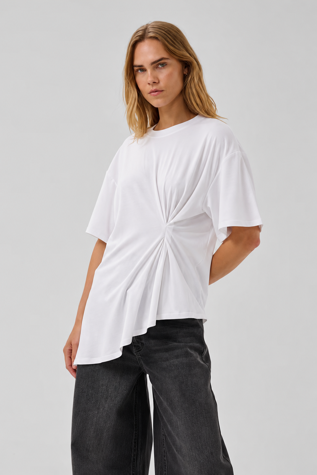 My Essential Wardrobe - Bluse - Hvid - Nupti Drape