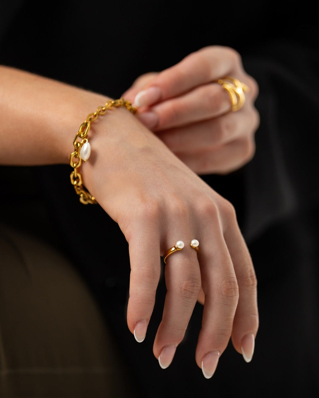 Nine - Heart pearl Bracelet