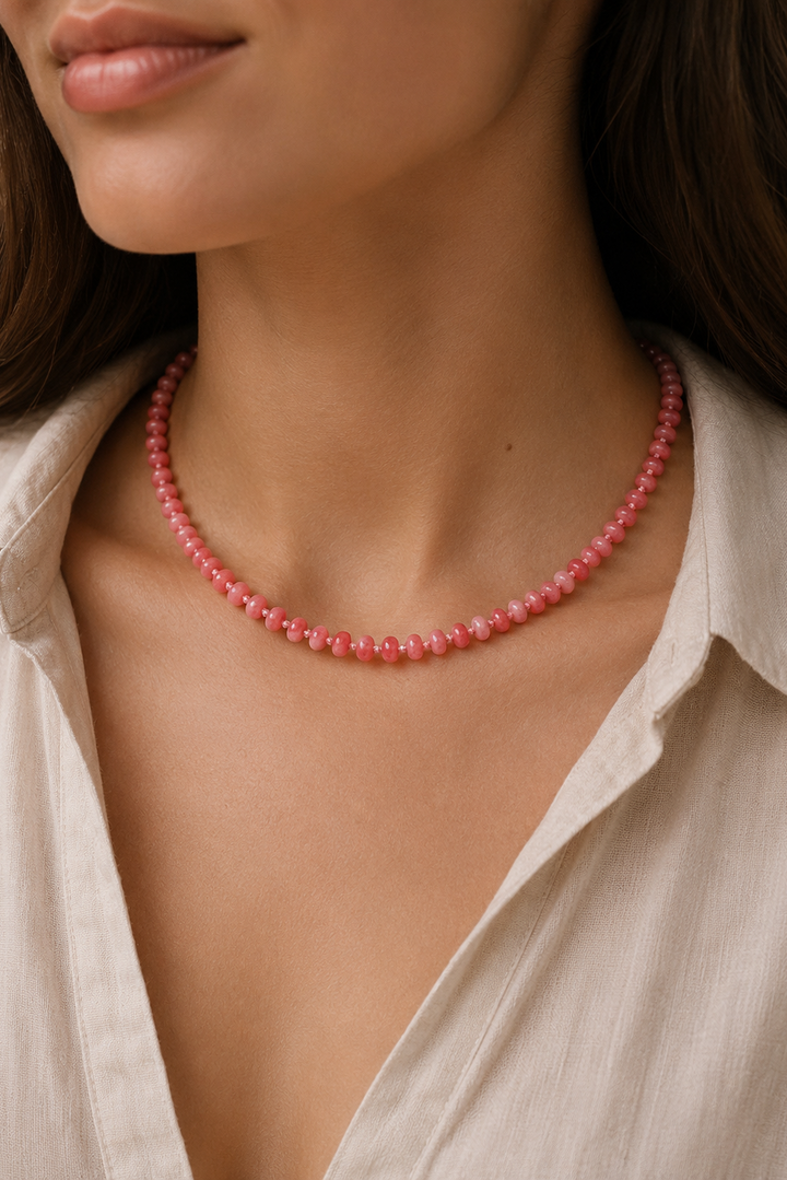 Andcopenhagen Jewelry - Perlehalsklæde - Pink kalcedon - Ebba