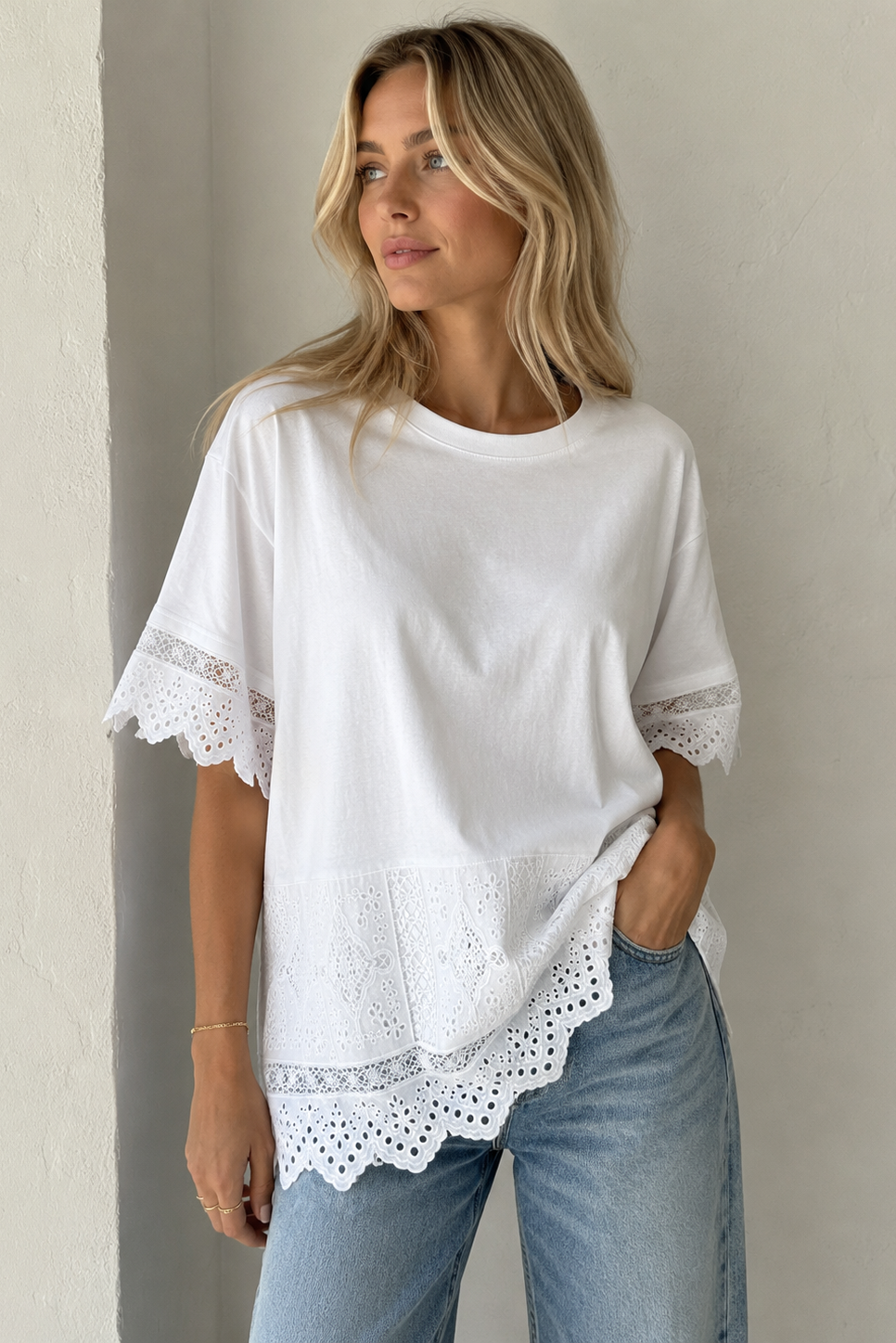 Sassy Copenhagen - T-shirt - Hvid Blonde - Liva