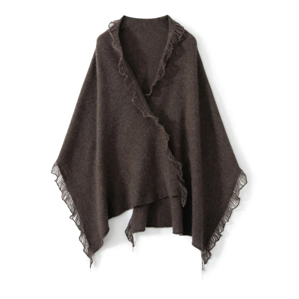 Andcopenhagen Basics cashmere tørklæde i farven Dark Coffee, model Mira, vist udslået mod hvid baggrund.