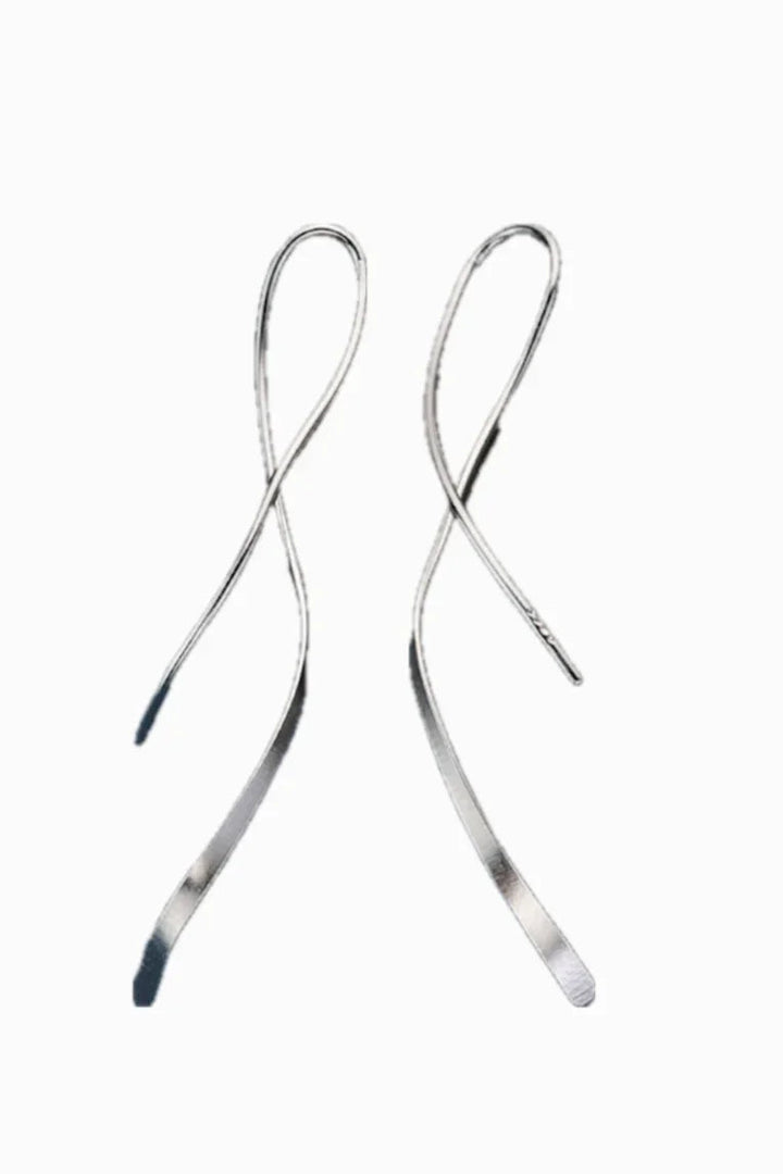 Blair øreringe i 925 sterlingsølv fra Andcopenhagen Jewelry, elegant kurvet design.