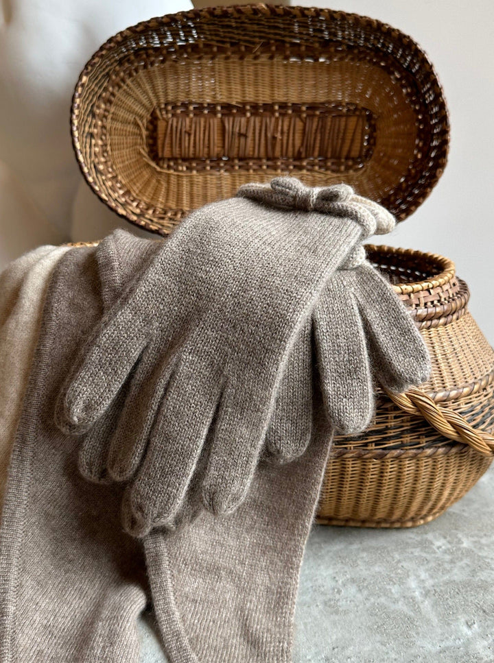 Andcopenhagen Basics - Cashmere vanter - Dark coffee