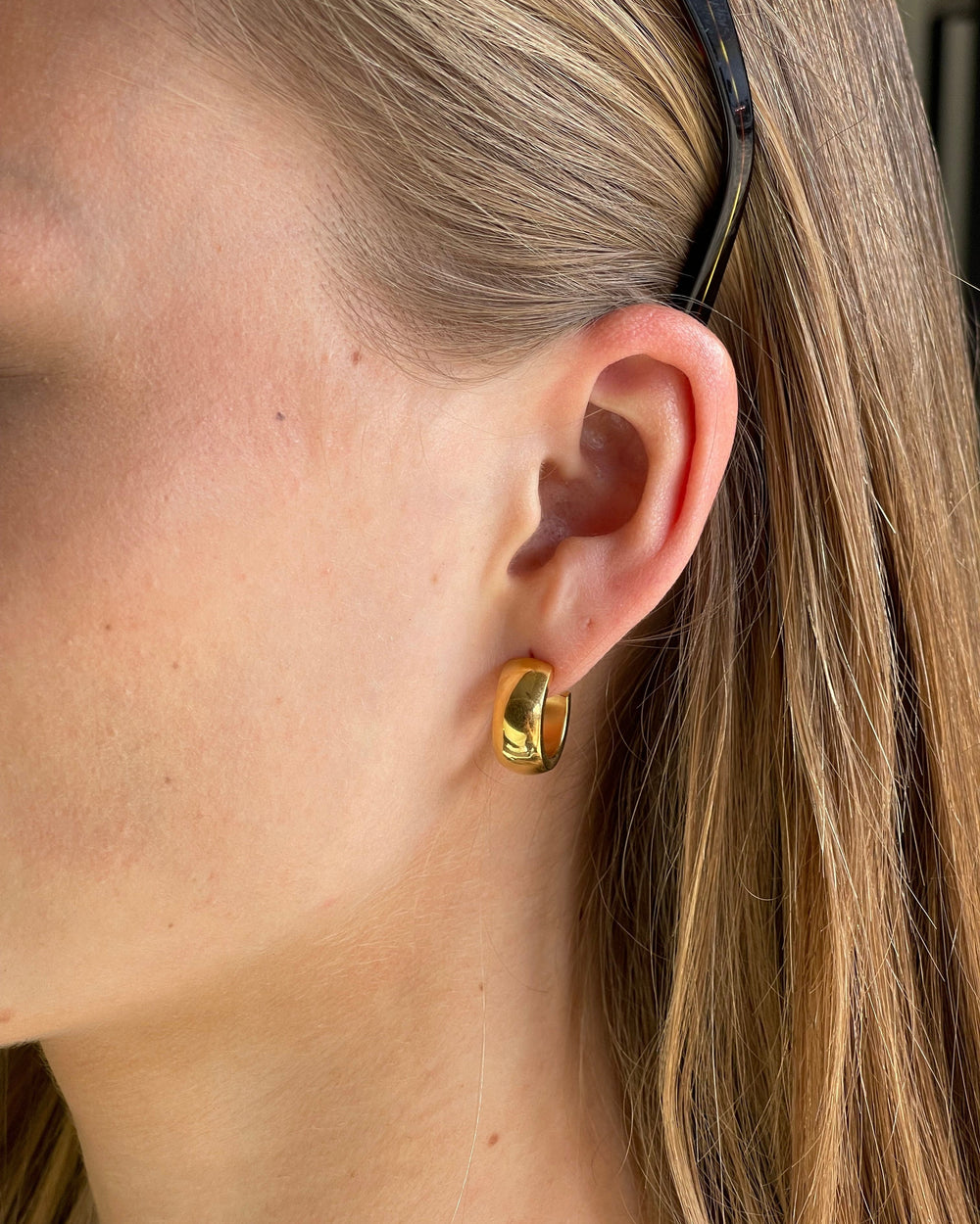 Andcopenhagen Guldøreringe Andcopenhagen - Cindy small hoops - 18 karat guldbelagte øreringe