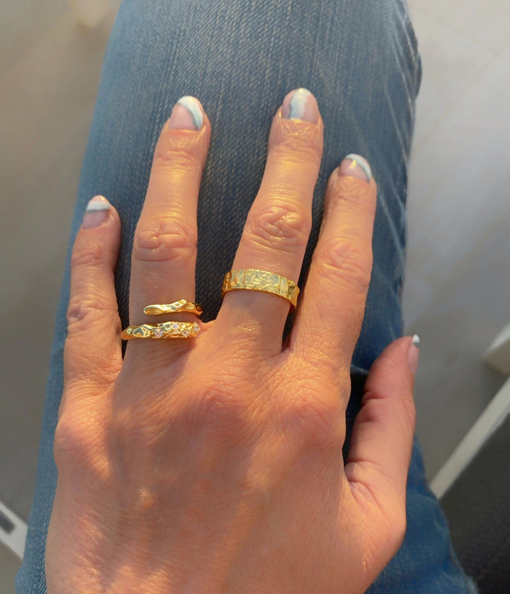 Andcopenhagen Guldringe Guldbelagt Andcopenhagen - Shiny Twist ring - Justerbar ring i 18 karat guldbelagt sterlingsølv