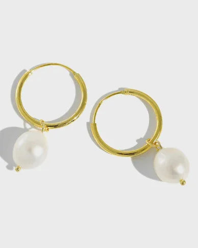 Andcopenhagen Jewelry - Øreringe hoops - 18 karat guldbelagt 925 sterlingsølv - Stinna Pearl hoop