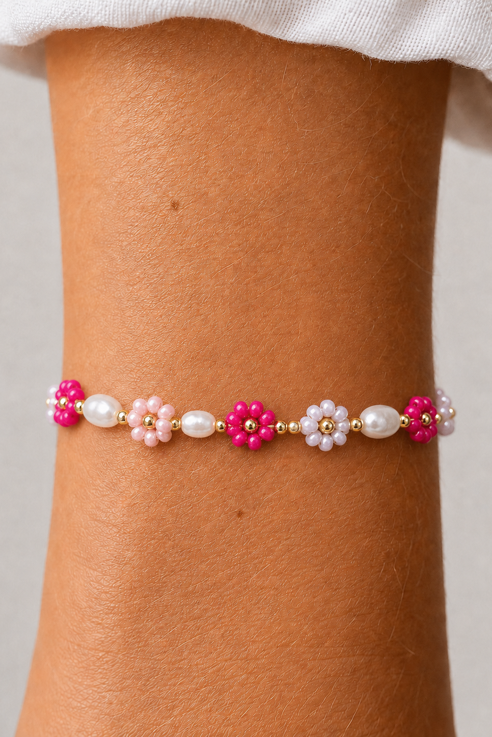 Andcopenhagen Jewelry - Perlearmbåd - Fuchsia - Holly Flowers