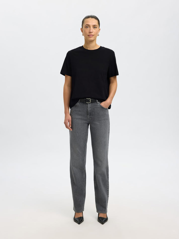 Sort boxy sort tshirt- Selected Femme Essential