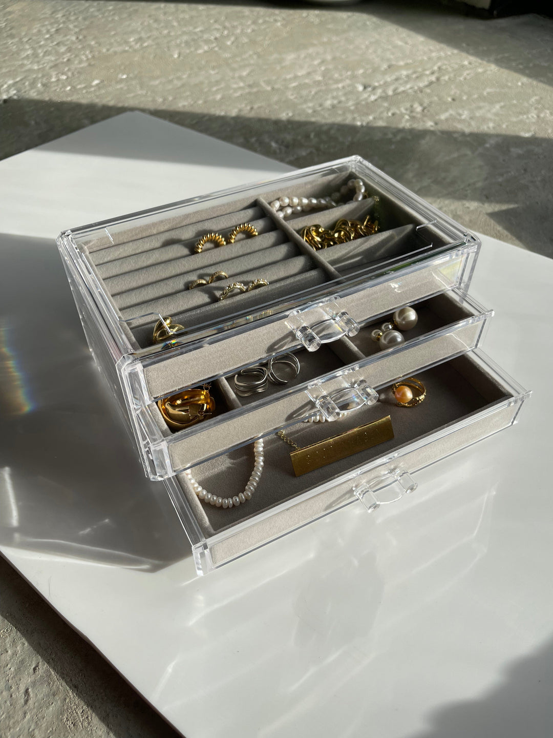 Andcopenhagen Jewelry - Smykke organizer Sally  - 3 skuffer med velour bakker - Plexiglas